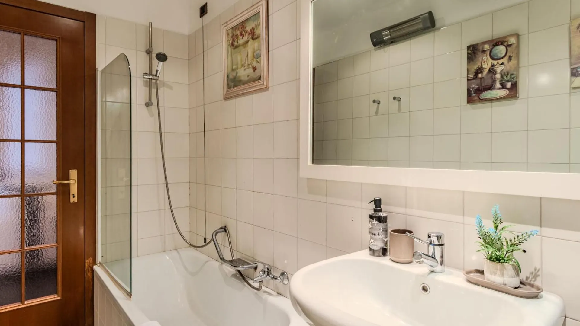 Apartment Lungolago By Interhome Lecco Italy