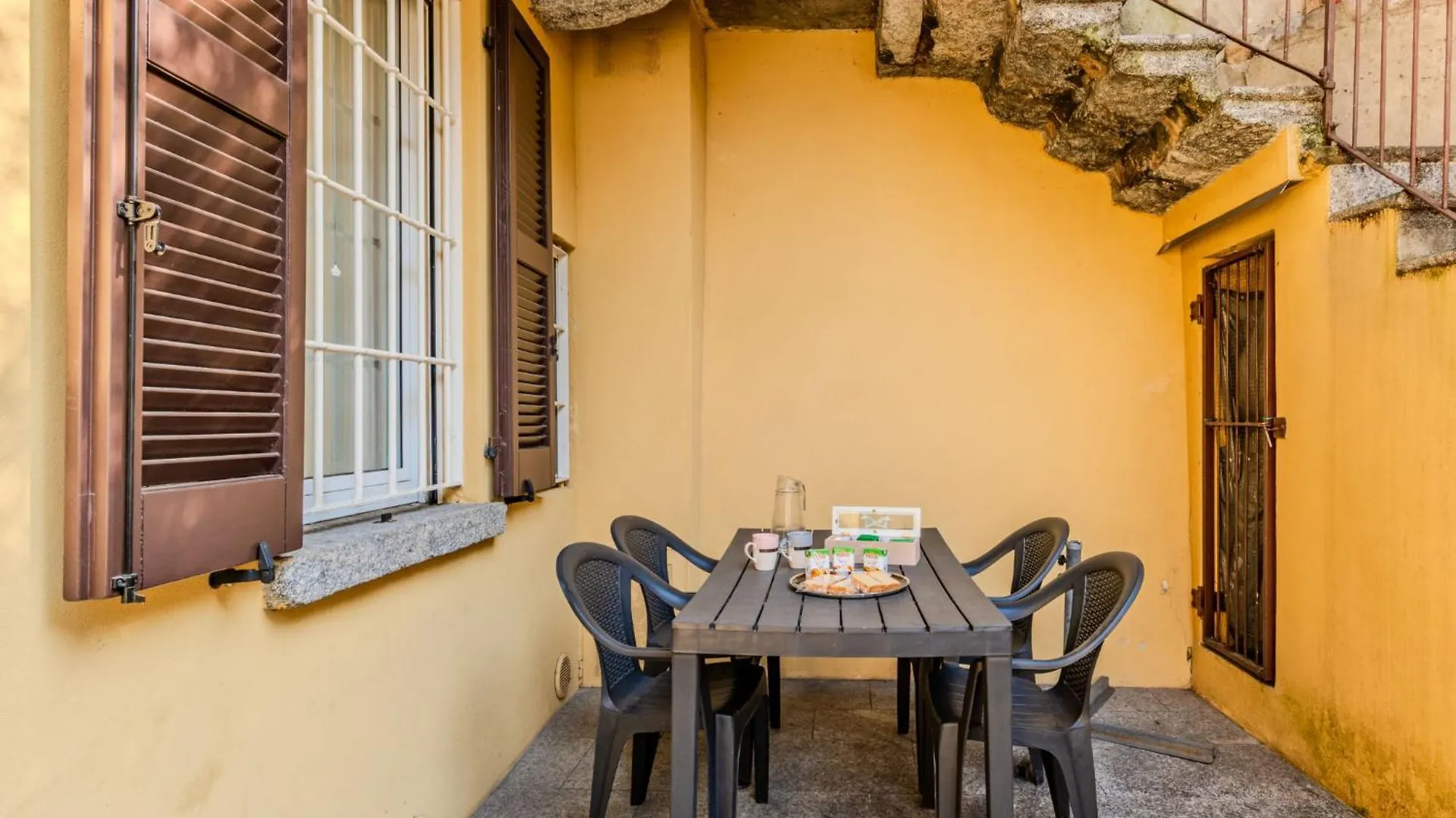Apartment Lungolago By Interhome Lecco