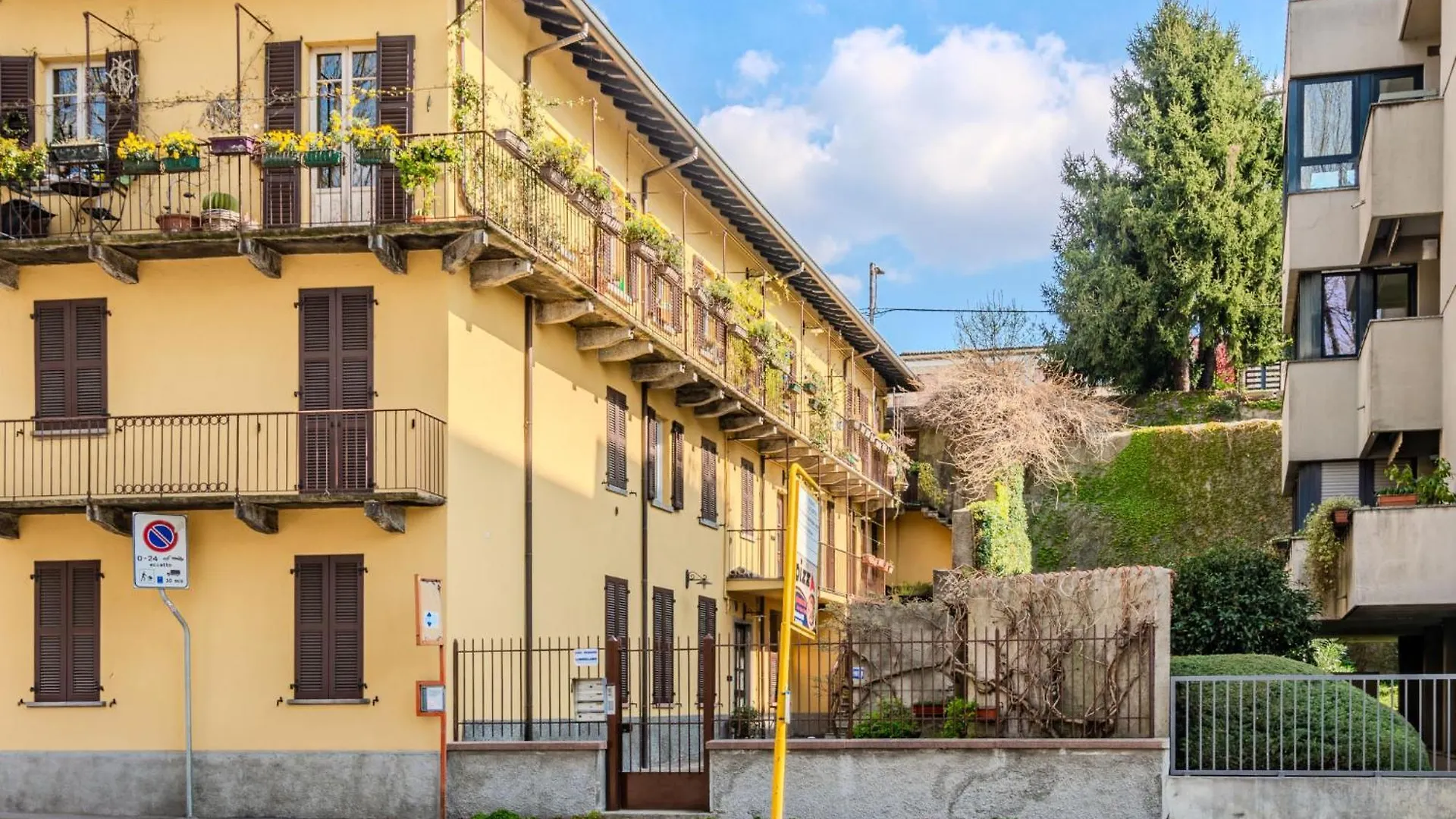 Apartment Lungolago By Interhome Lecco Italy